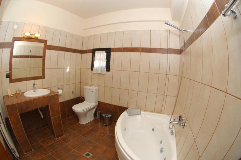 Lefteris Hotel Alatopetra Ngoại thất bức ảnh
