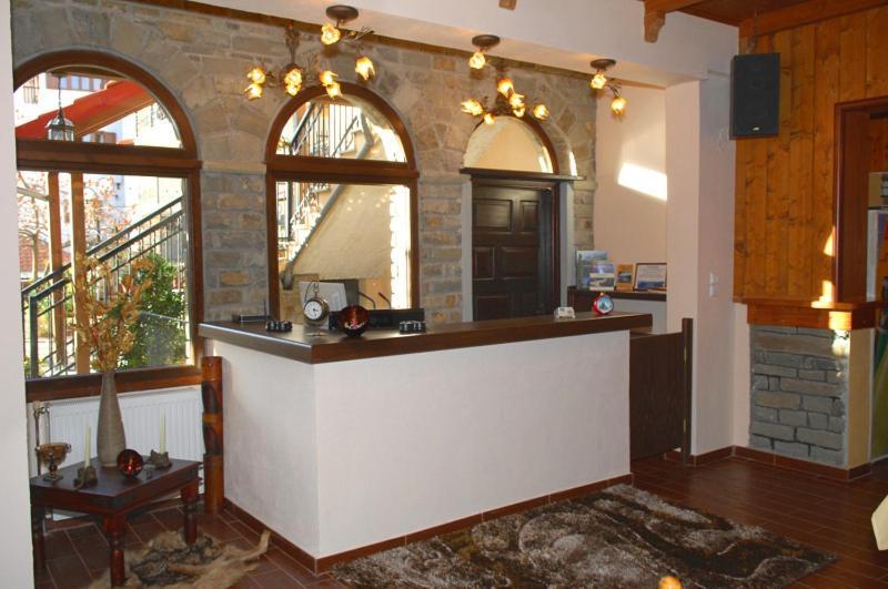 Lefteris Hotel Alatopetra Ngoại thất bức ảnh